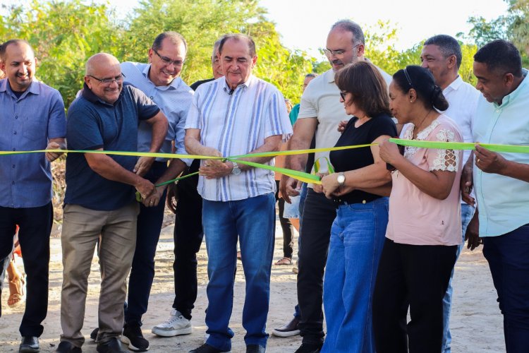 Prefeitura entrega duas importantes pontes à população nos 128 anos de Floriano