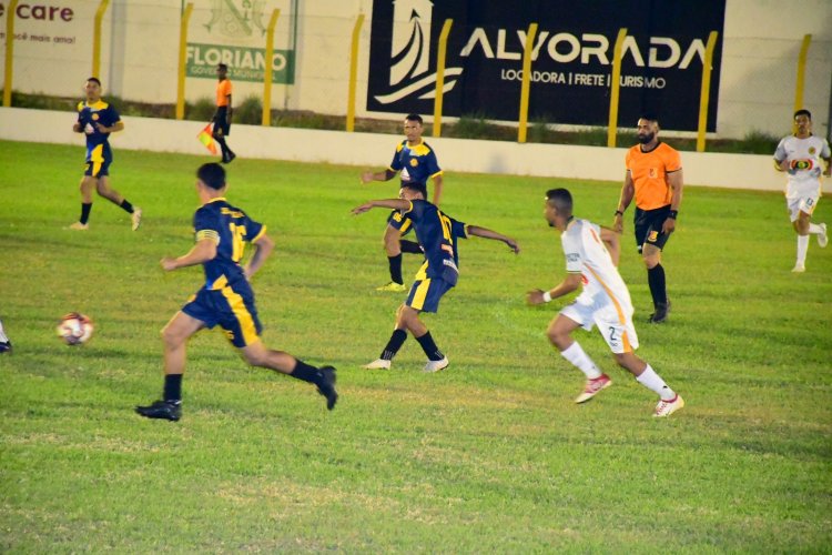 Copa Floriano 2025 inicia quartas de final com goleada e estádio lotado