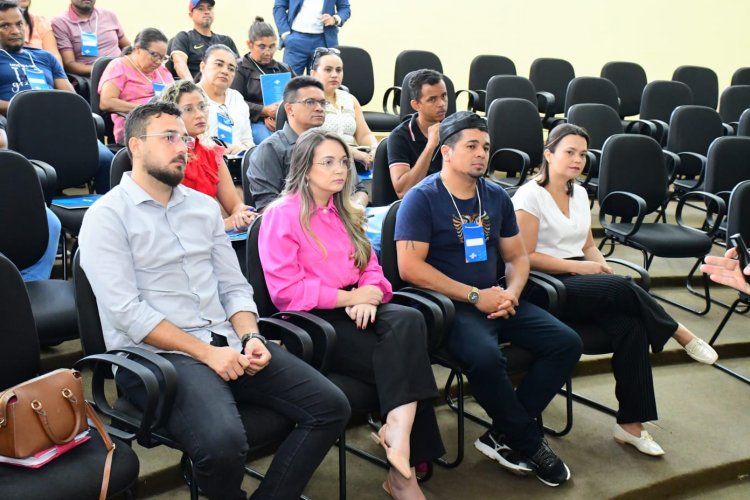 Prefeitura de Floriano e Sebrae realizam oficina sobre Compras Governamentais