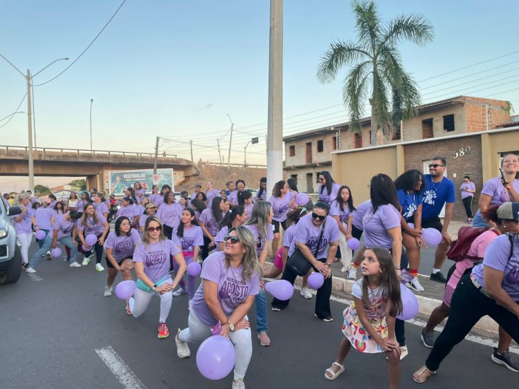 Prefeitura de Floriano e OAB realizam caminhada em alusão ao Agosto Lilás
