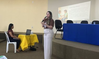 Assistência Social de Floriano realiza encontro sobre Escuta Especializada de crianças e adolescentes