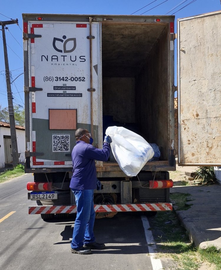 Prefeitura de Floriano realiza coleta segura de resíduos nas UBS’s, unindo saúde e meio ambiente