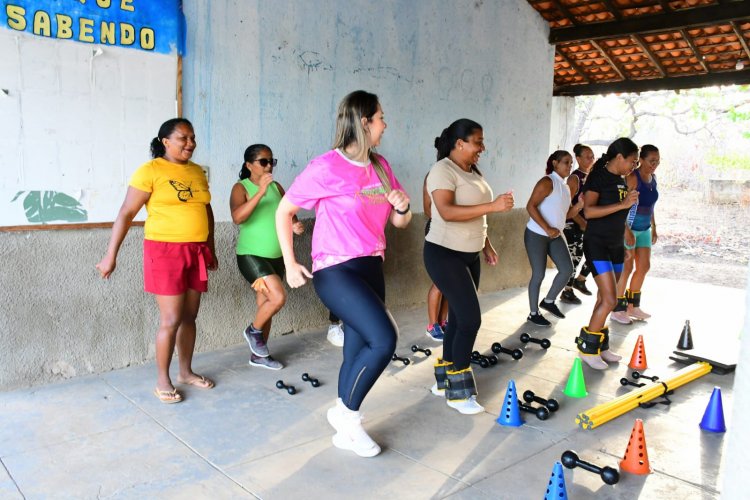 Prefeitura de Floriano entrega equipamentos para prática de atividade física na comunidade Pilões