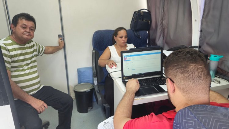 Ônibus do 'Implante Odontológico' conclui segunda etapa de atendimentos gratuitos em Floriano