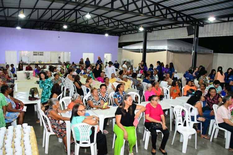 Prefeitura de Floriano realiza festa para idosos assistidos pelos programas sociais do município