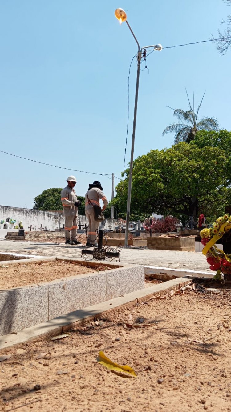 Prefeitura de Floriano realiza manutenção nos cemitérios para o Dia de Finados