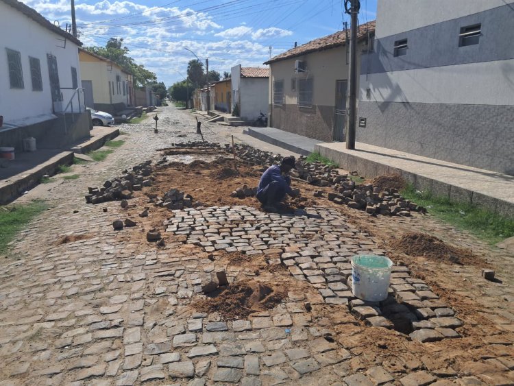 Infraestrutura de Floriano divulga balanço da Operação Tapa-Buracos realizada em novembro