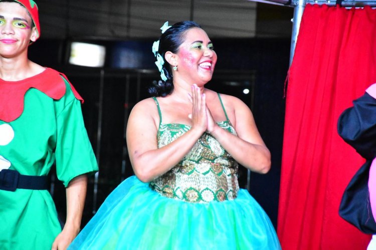 Prefeitura de Floriano realiza ação de natal para famílias assistidas pelos programas sociais do município