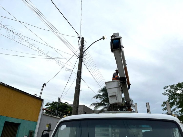 Iluminação Pública: Prefeitura de Floriano realiza mais de 800 serviços em março