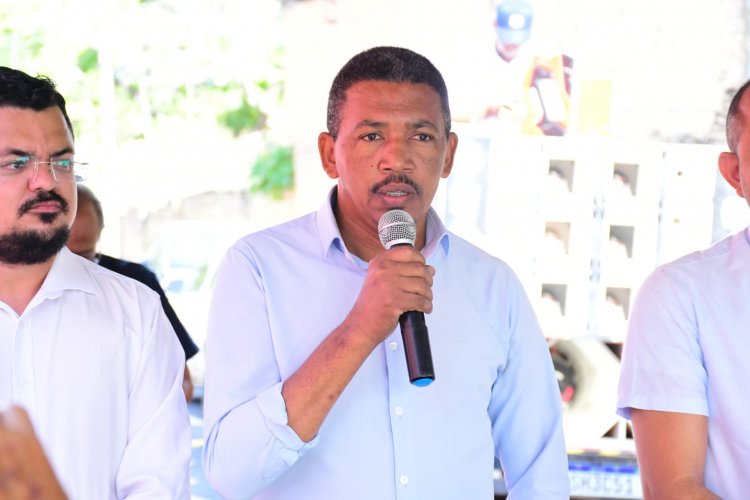 Infraestrutura: Prefeitura de Floriano lança projeto ‘Nosso Bairro é Limpeza’ 2026