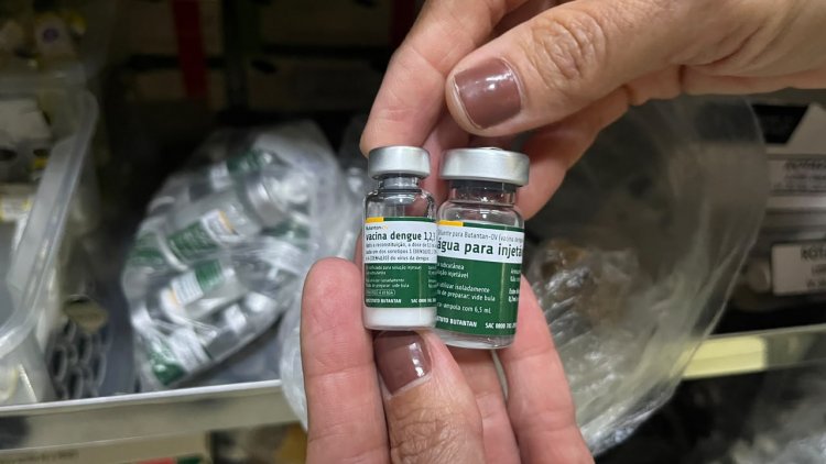 Prefeitura de Floriano recolhe vacinas contra a dengue fabricadas pelo Instituto Butantan após orientação do Ministério da Saúde