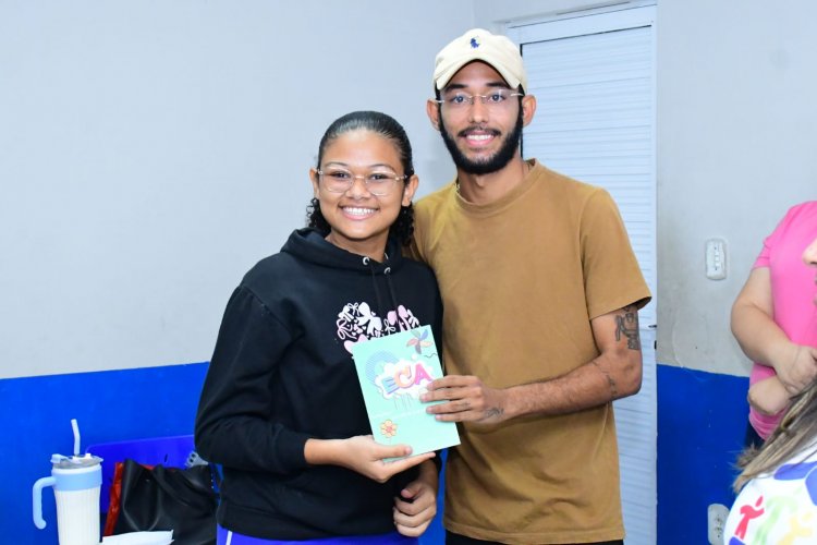 Ação do Selo UNICEF leva orientação sobre gravidez na adolescência e atualização vacinal à Escola Padre Pedro Oliveira