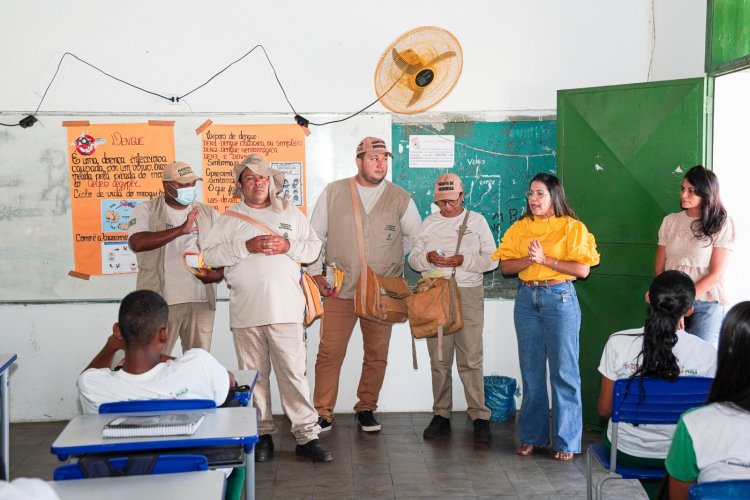 Secretaria de Saúde de Floriano leva ações de combate à dengue à escolas do município