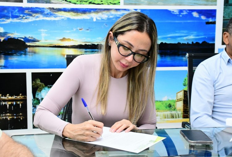 Prefeitura de Floriano autoriza novos investimentos em infraestrutura e saúde